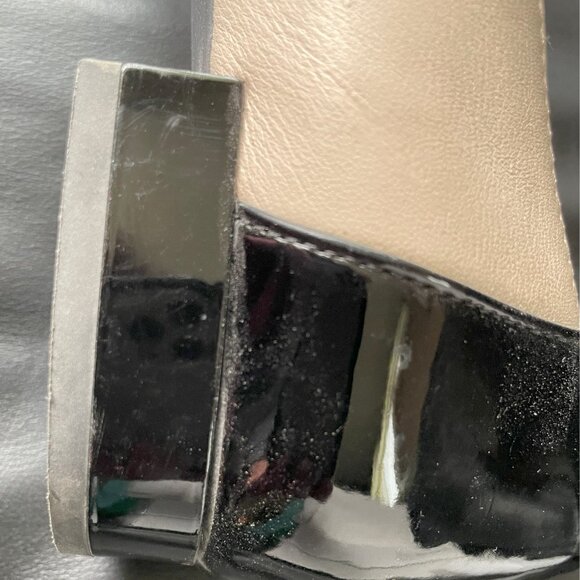 Stylish Leather and Patent Ladies shoes - Picture 5 of 6